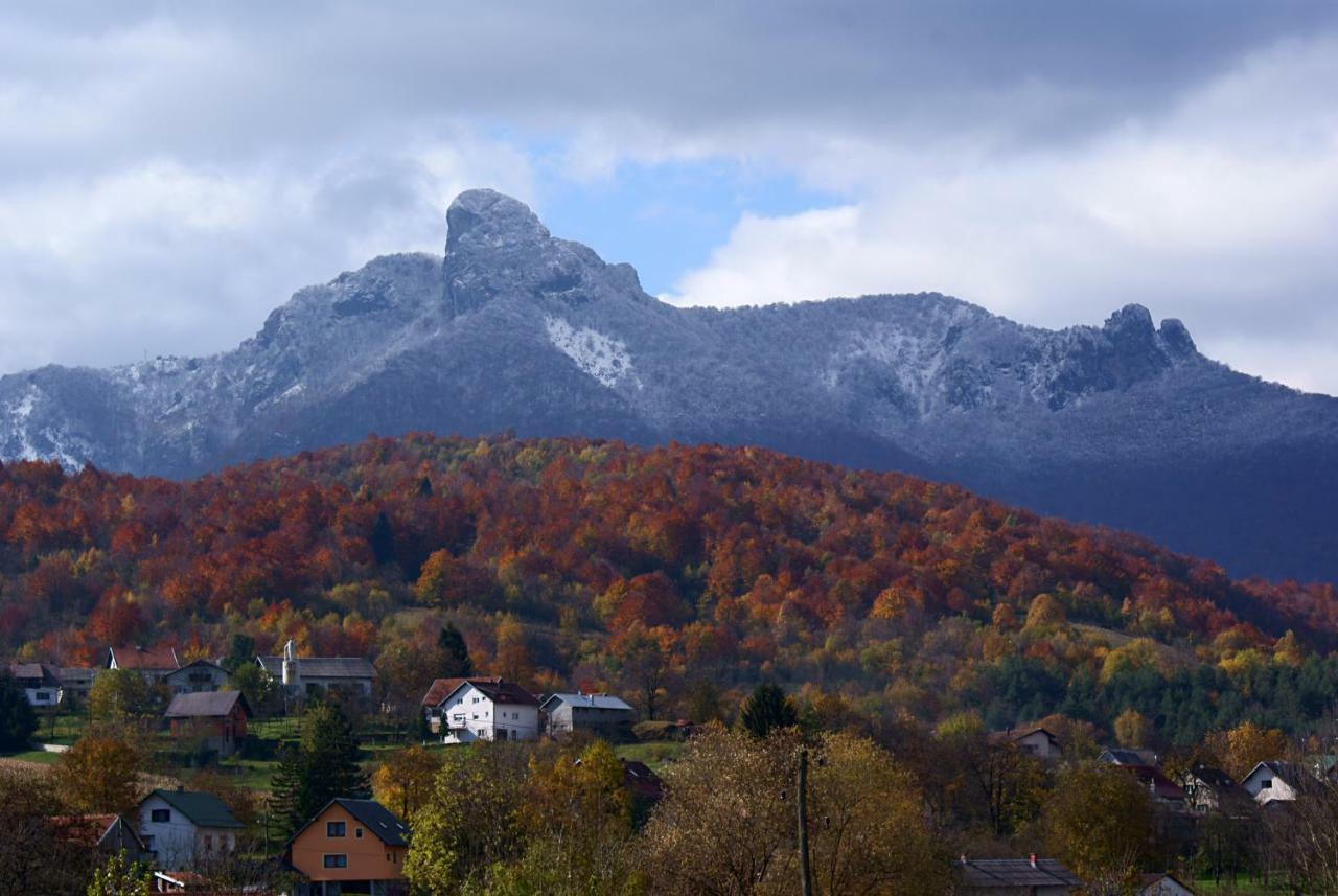 Sumski Dvori